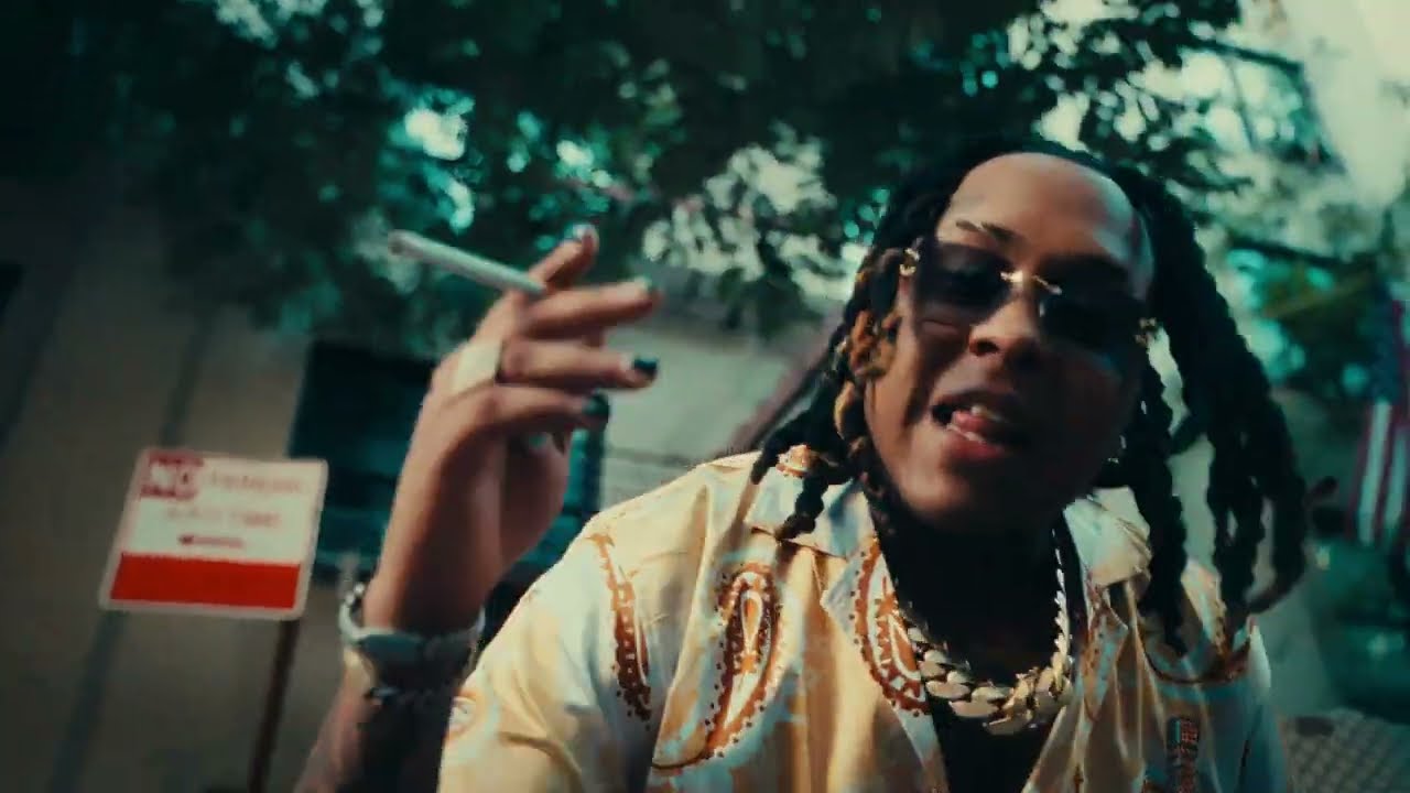 Kaly Ocho 🎱 - Bandolera (Video Oficial)