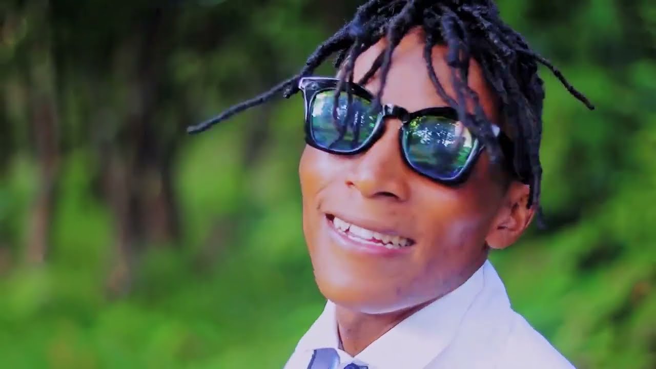 Cash hunter_-_Hadithi.Oficial Video.