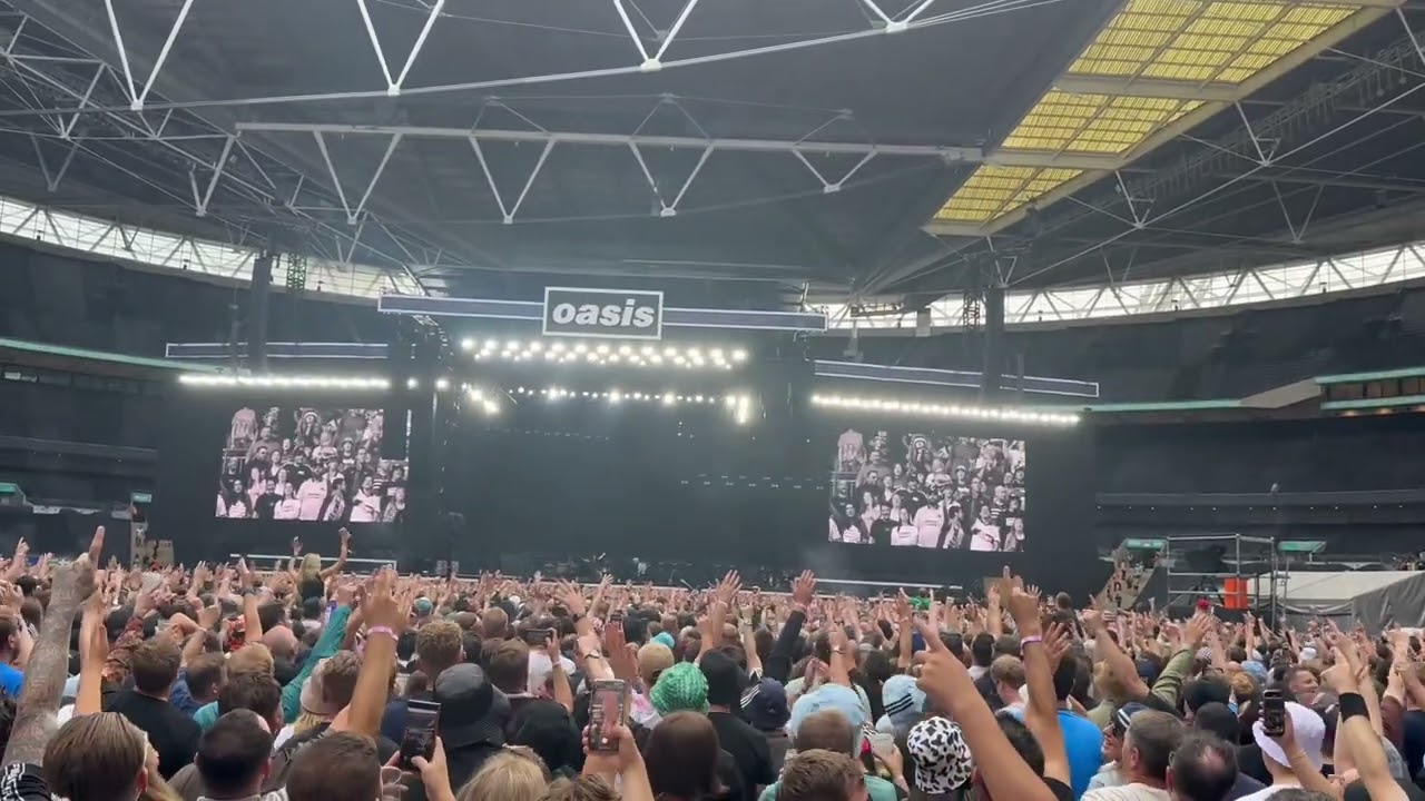 Ashcroft at his finest- Oasis Support! 3 Aug 25 Wembly