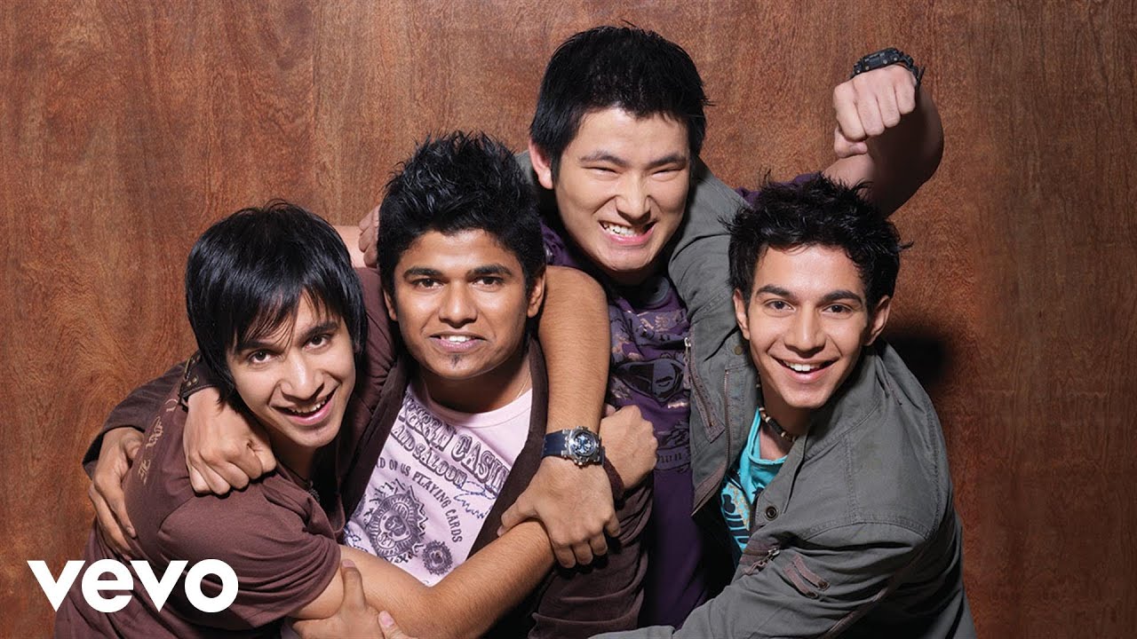Udd Chale - F4