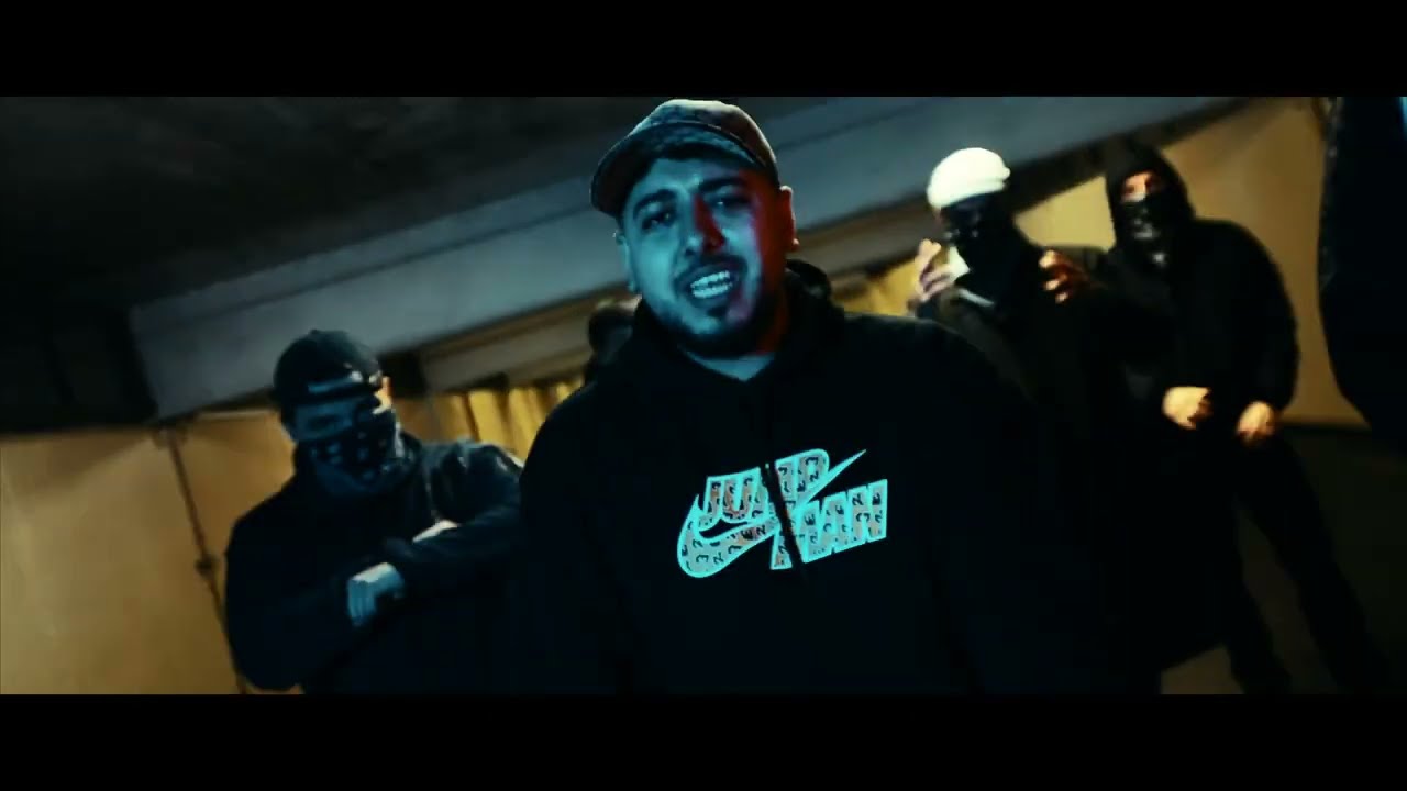 Nana Kreuzberg x Malayin030 - WUSH WUSH