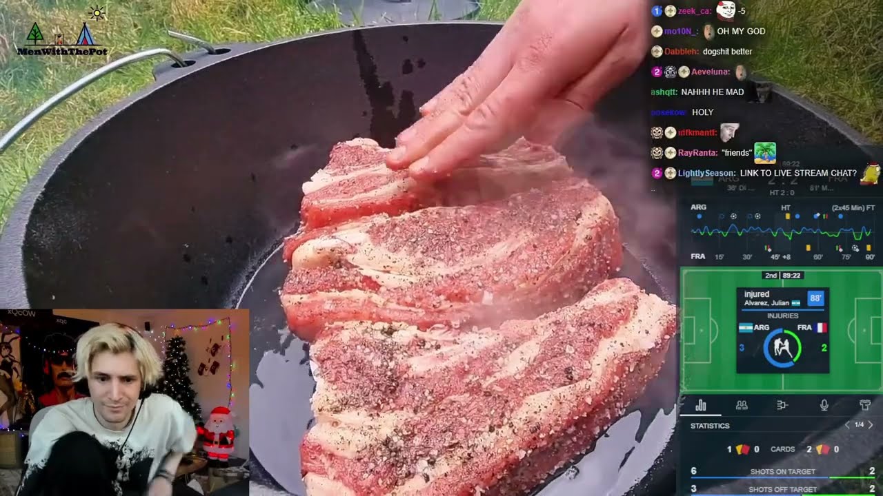 xQc Reacts to Relaxing Cooking Videos by Men With The Pot