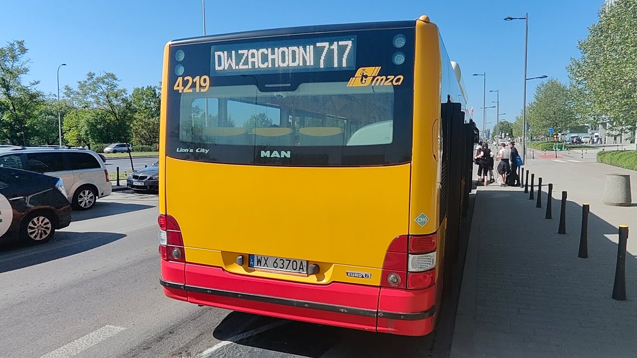 Linia 717 - MAN Lion's City CNG #4219 ( MZA Warszawa )