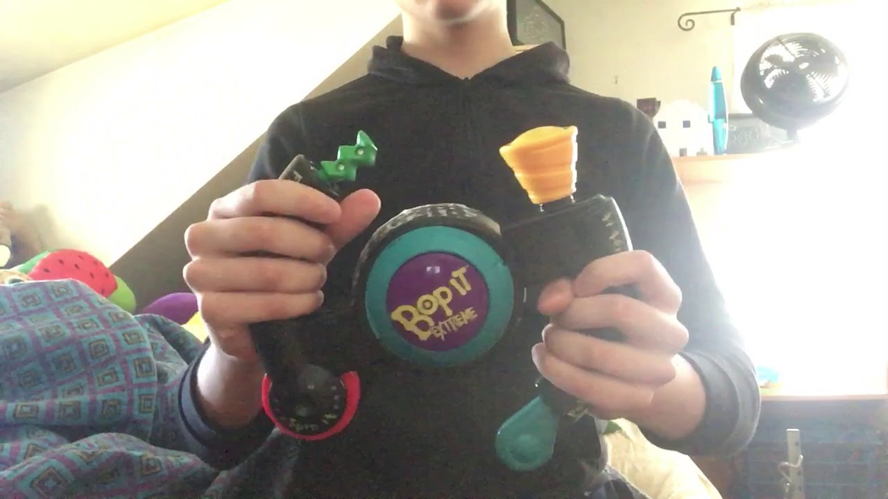 Me Beating Bop-It Extreme on BeatBop Solo (High-Score 250)