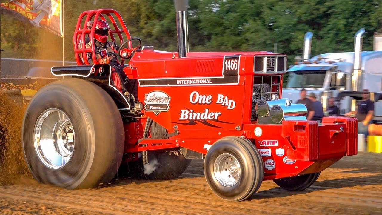 Insane! Tractor Pulling 2025! Light Pro/Limited Pro Tractors Rochester, IN IPL Season finale. 