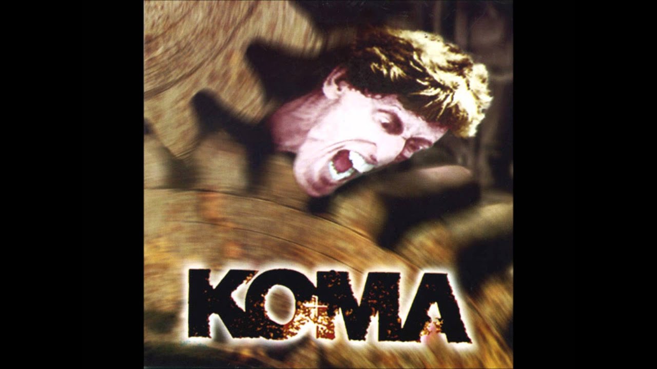 KOMA. Aqui huele como que han fumau.