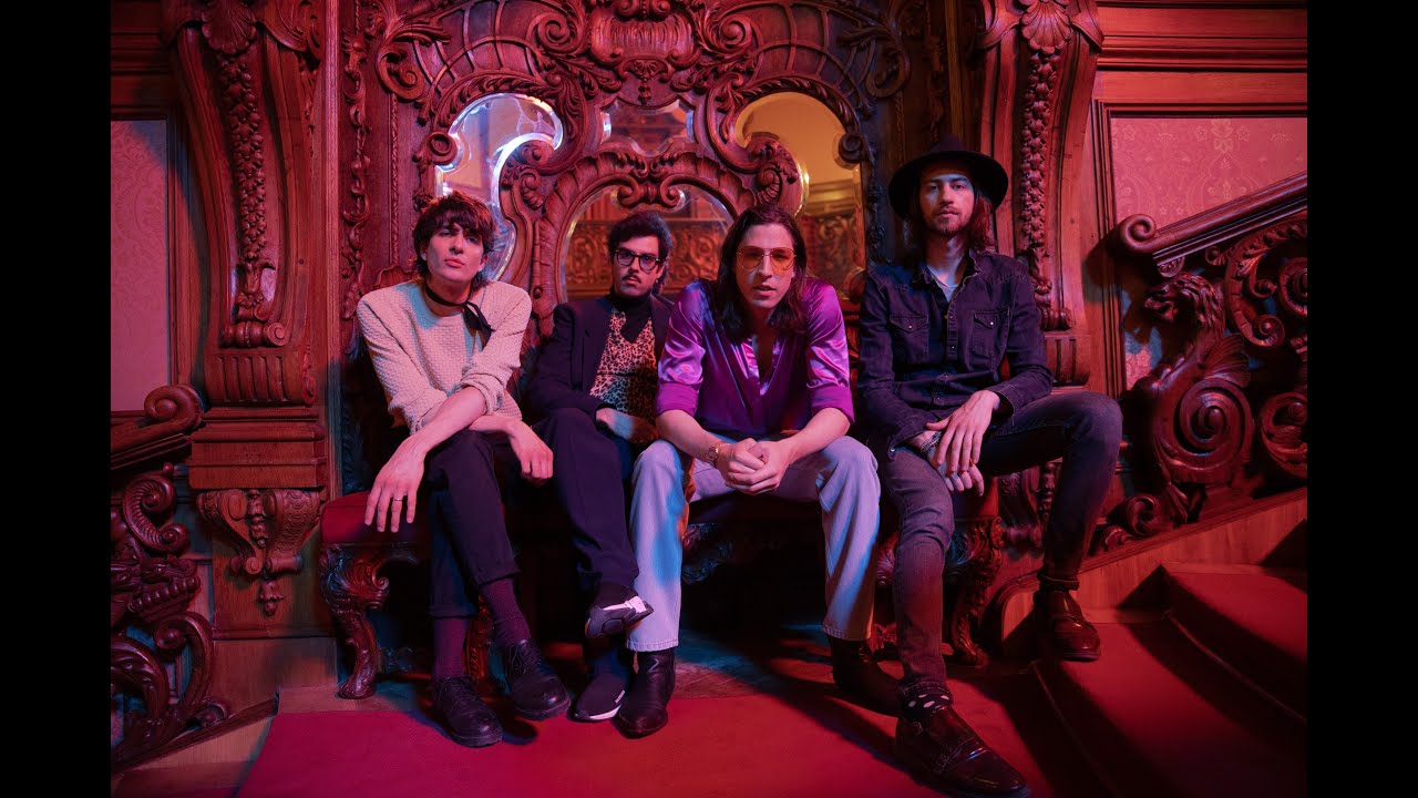 Ivan & The Parazol – Mást vártam (Official Music Video) #roadmovie