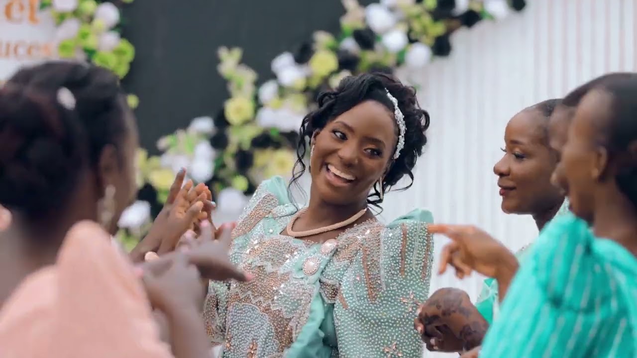 Viola introduces Isaac(Nakawuka)