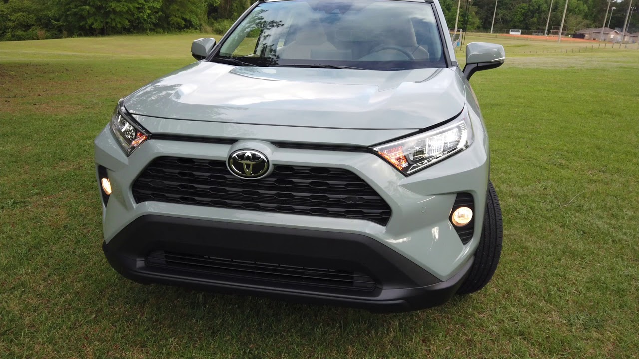 Best Detailed Walkaround 2019 Toyota RAV4 XLE AWD SUV