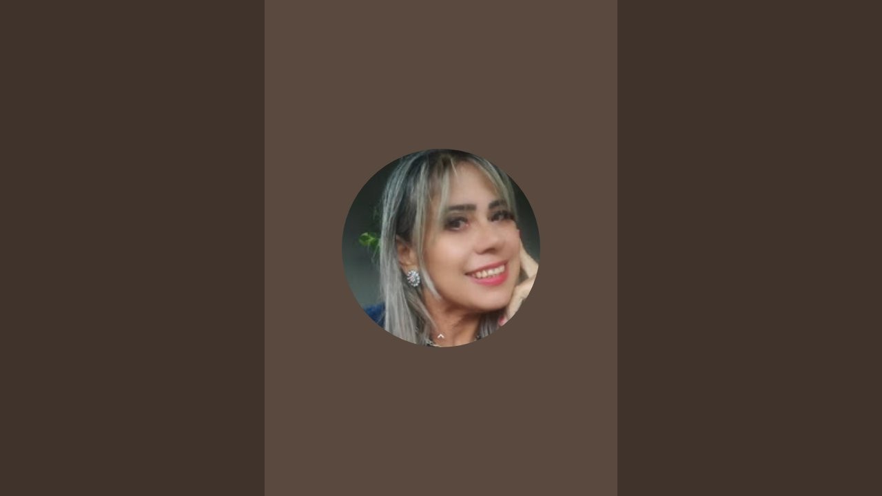 Renata Cunha Dultra Castro está ao vivo!