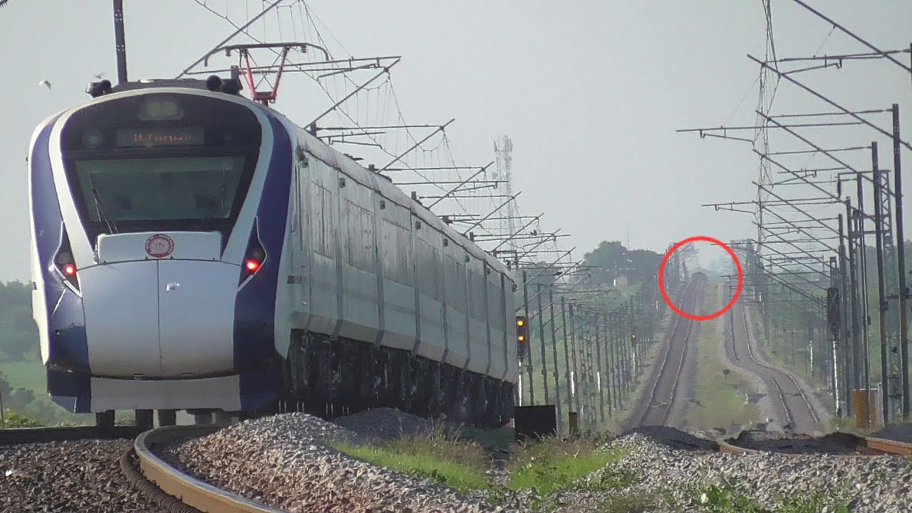 Vandebharat Follows Mysore Varanasi Express | Indian Railways 