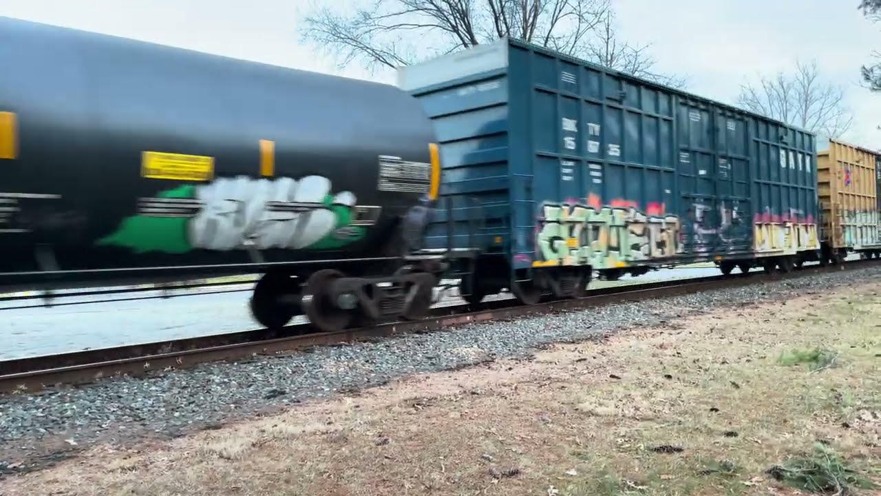 CSAO WPCA-51 NB Thru Oaklyn With 19 Cars & CSXT 6129 Leading 
