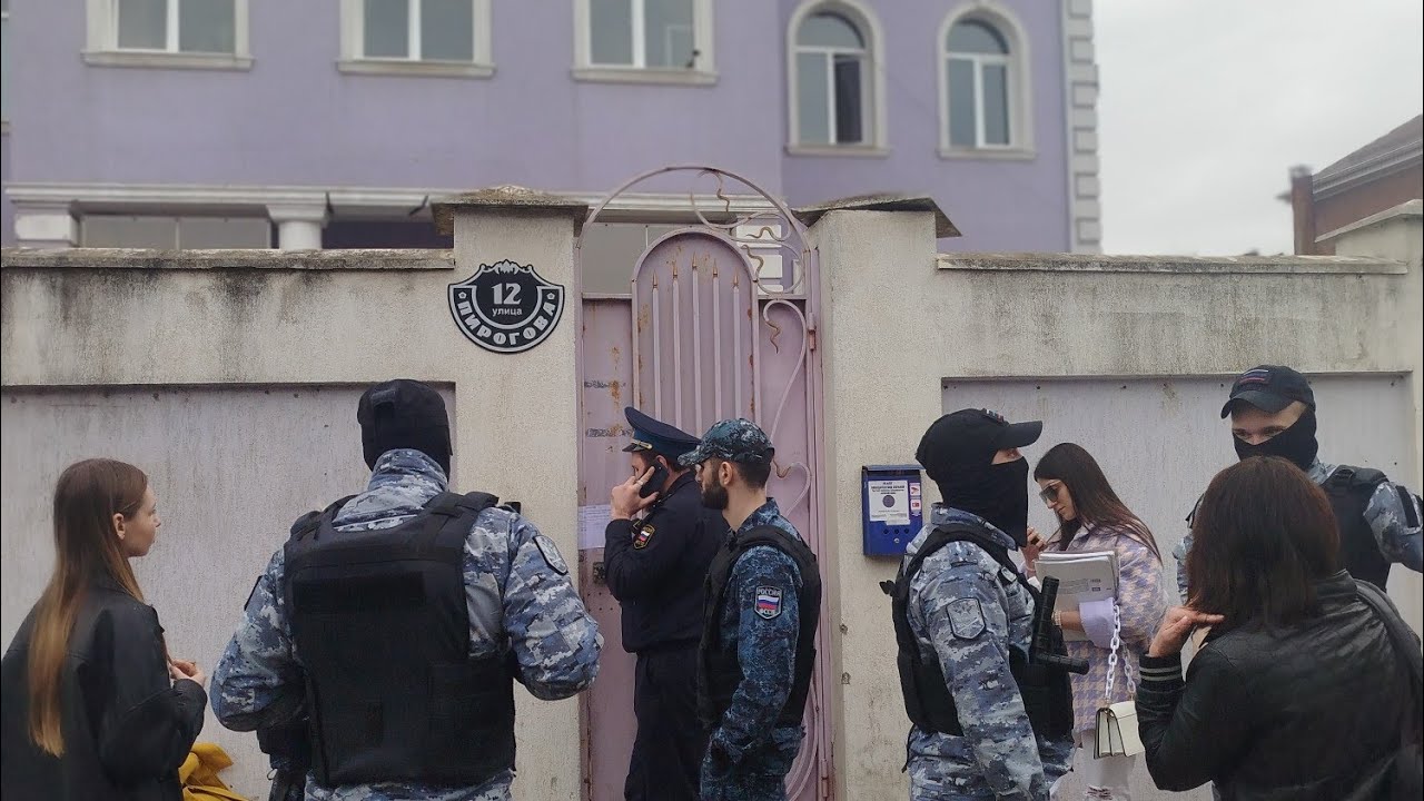ВООРУЖЕННЫЕ РЕЙДЕРЫ ОТ #ХАБАД ЗАХВАТИЛИ  ЦЕНТР ЭРА ВОДОЛЕЯ КРАСНОДАР УЛ.ПИРОГОВА, 12  27.03.2026.