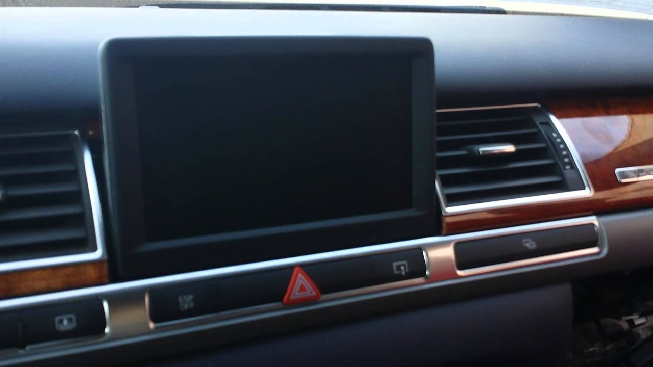 Как устранить неисправности MMi, аудиосистемы и навигации Audi A8 для ремонта.