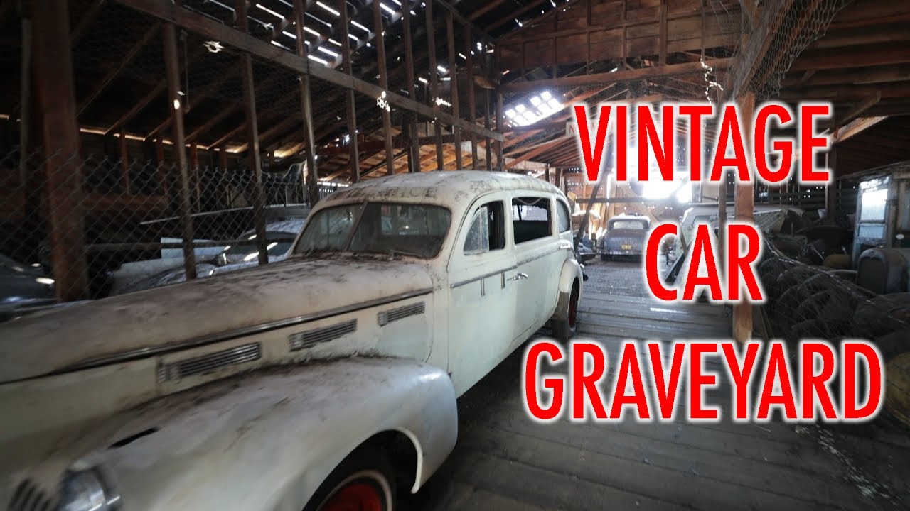 CAR GRAVEYARD LEFT IN GHOST TOWN - OREGON