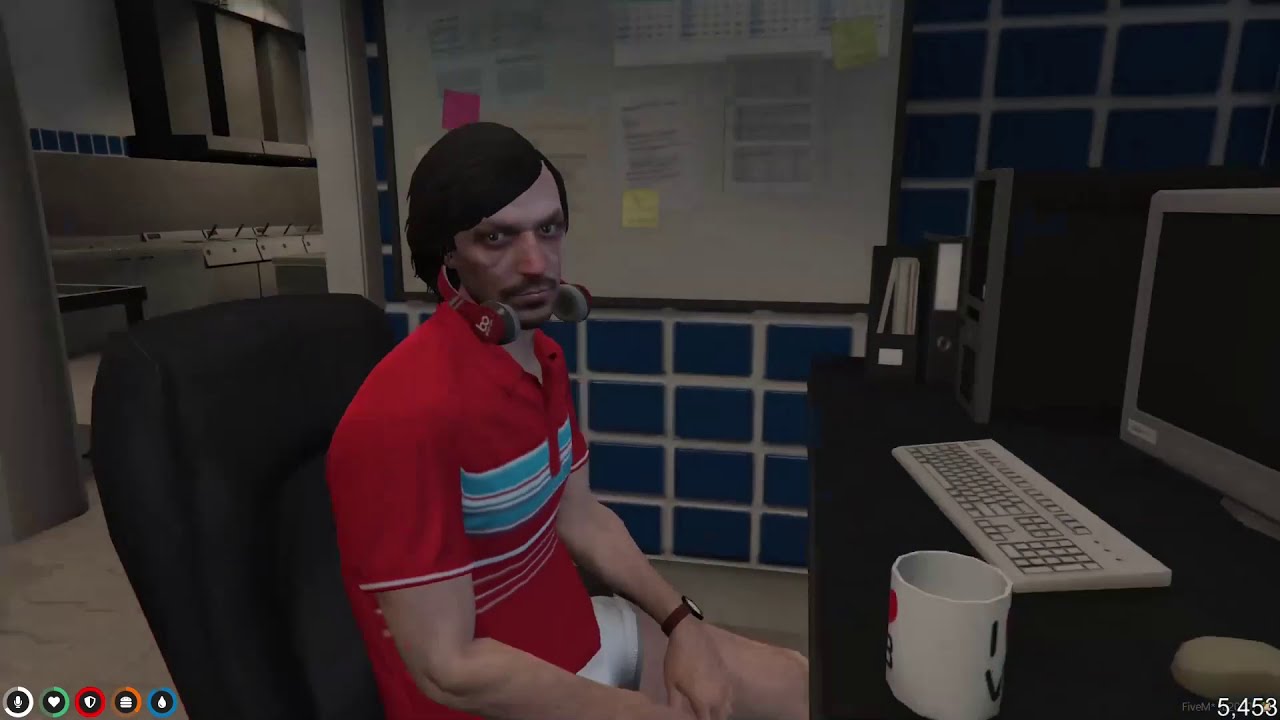 NoPixel GTA5 RP - Feb 6th 2021 Highlights - Robert Spowylamywanowski at Burger Shot (Roflgator PoV)