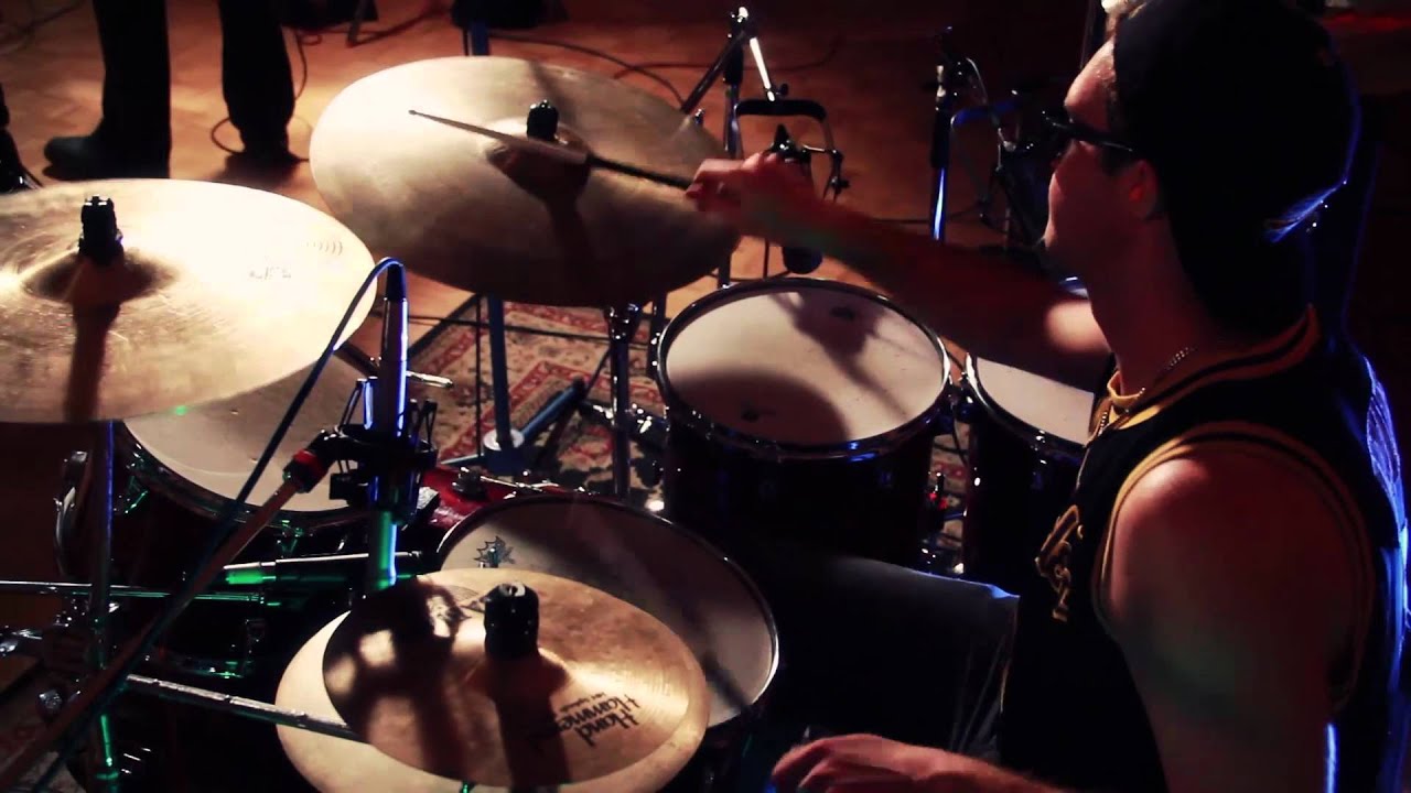 Lung Flower Music Video Shot at Pacific Audio Visual Institute - PAVI