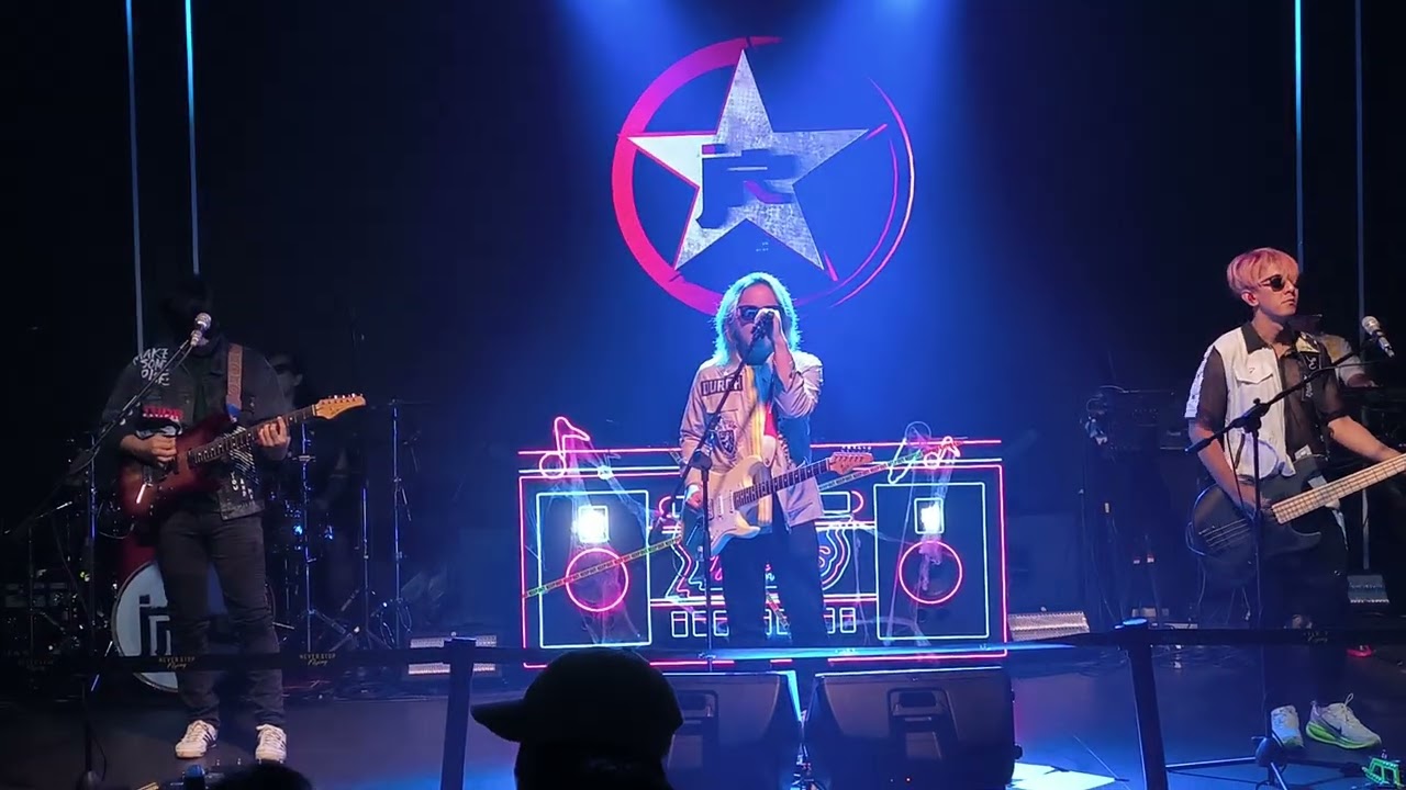 Berharap Kau Kembali - J-rocks Live HNM