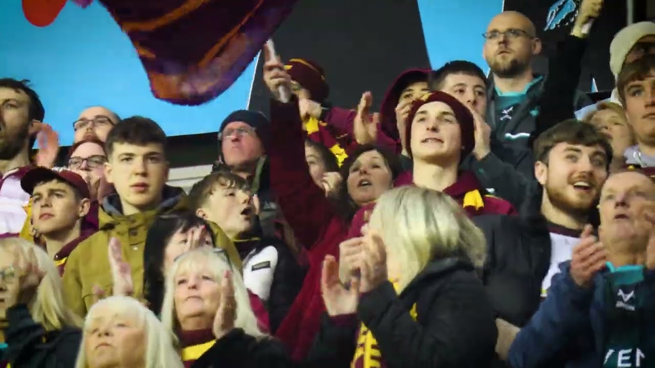 Unseen Giants - Leigh Leopards v Huddersfield Giants