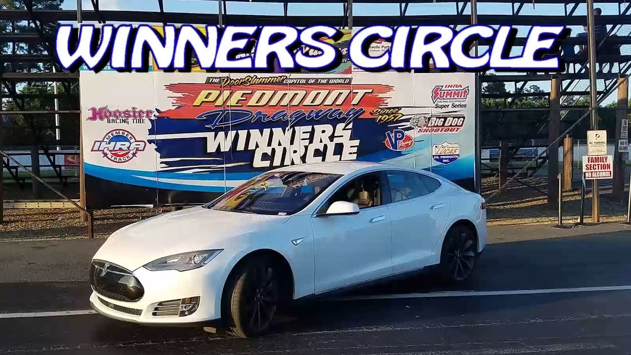 Ludicrous Tesla Takes Down Muscle Cars One After Another Competition Drag Racing!