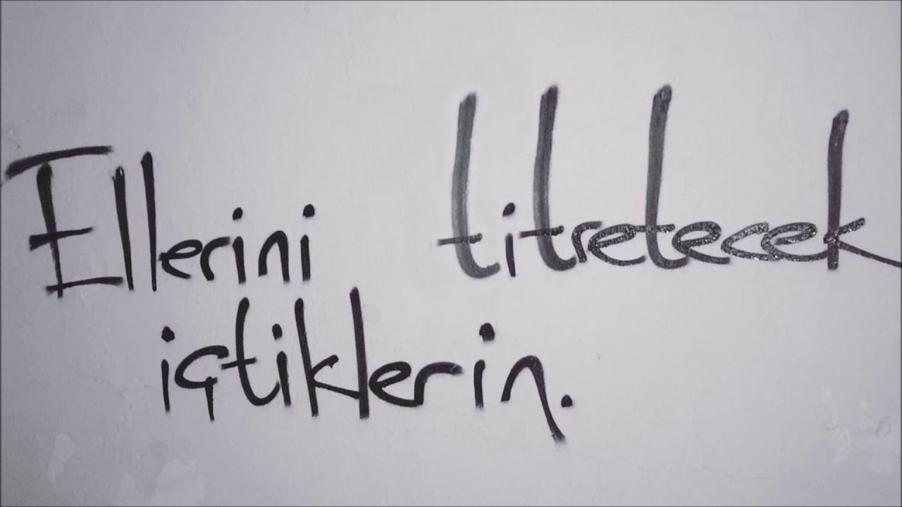 Palyaço - Benimleydin ama benim değildin sanki