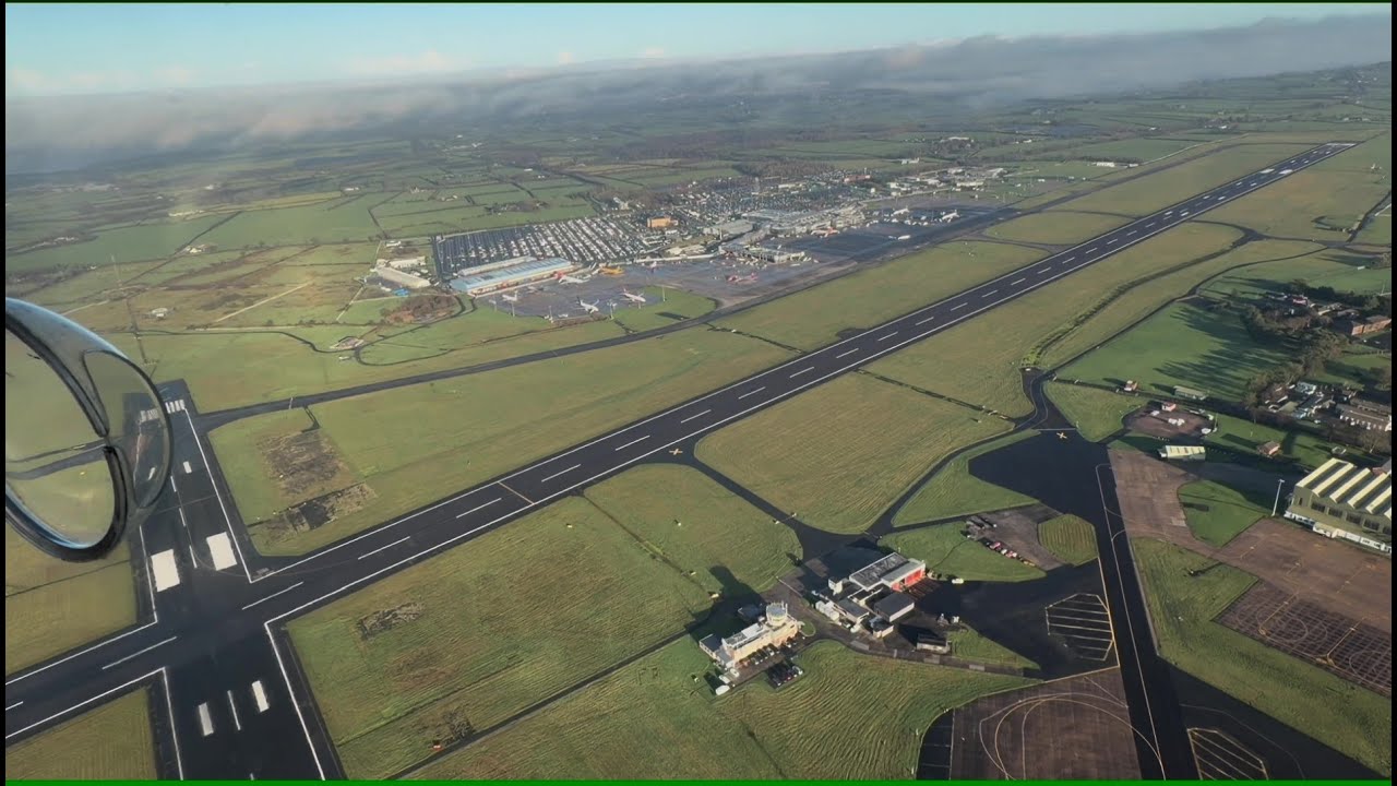 A22 Foxbat Passenger - overhead Belfast International Airport with Simon Kernan Aviation. 16-12-25