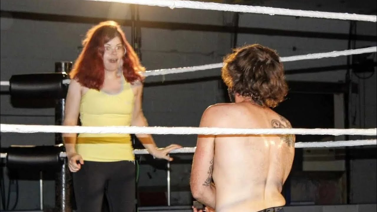TUXEDO MATCH - KAWASAKIWRON vs Corey Spade (Featuring the best marriage proposal ever)