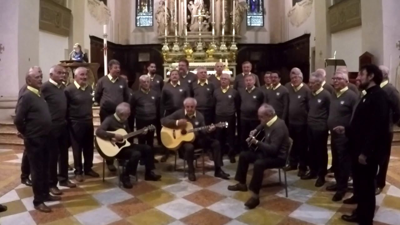 Coro Stella Alpina  Rho - Ninna Nanna del Contrabbandiere di Van de Sfross - M. Franco Ferrario