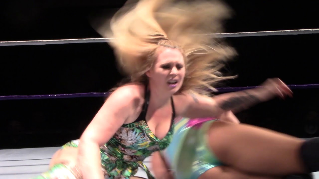 Willow Nightingale vs. Tina San Antonio (Marti Belle as guest referee, NYWC Starlet Championship)
