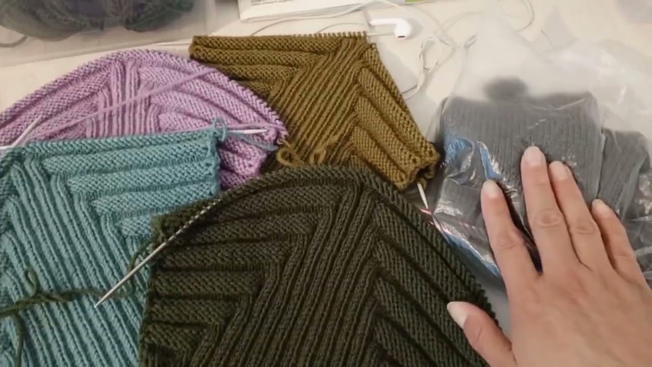 Вяжу носки 🧦 извязываю свои запасы пряжи 🧶