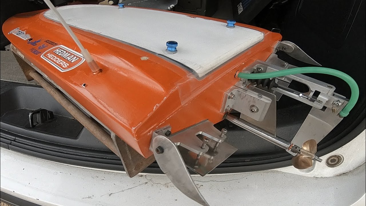 BIG A$$ "Big-B-Boata" props on the MicroBurst 40 [Heading towards 100mph