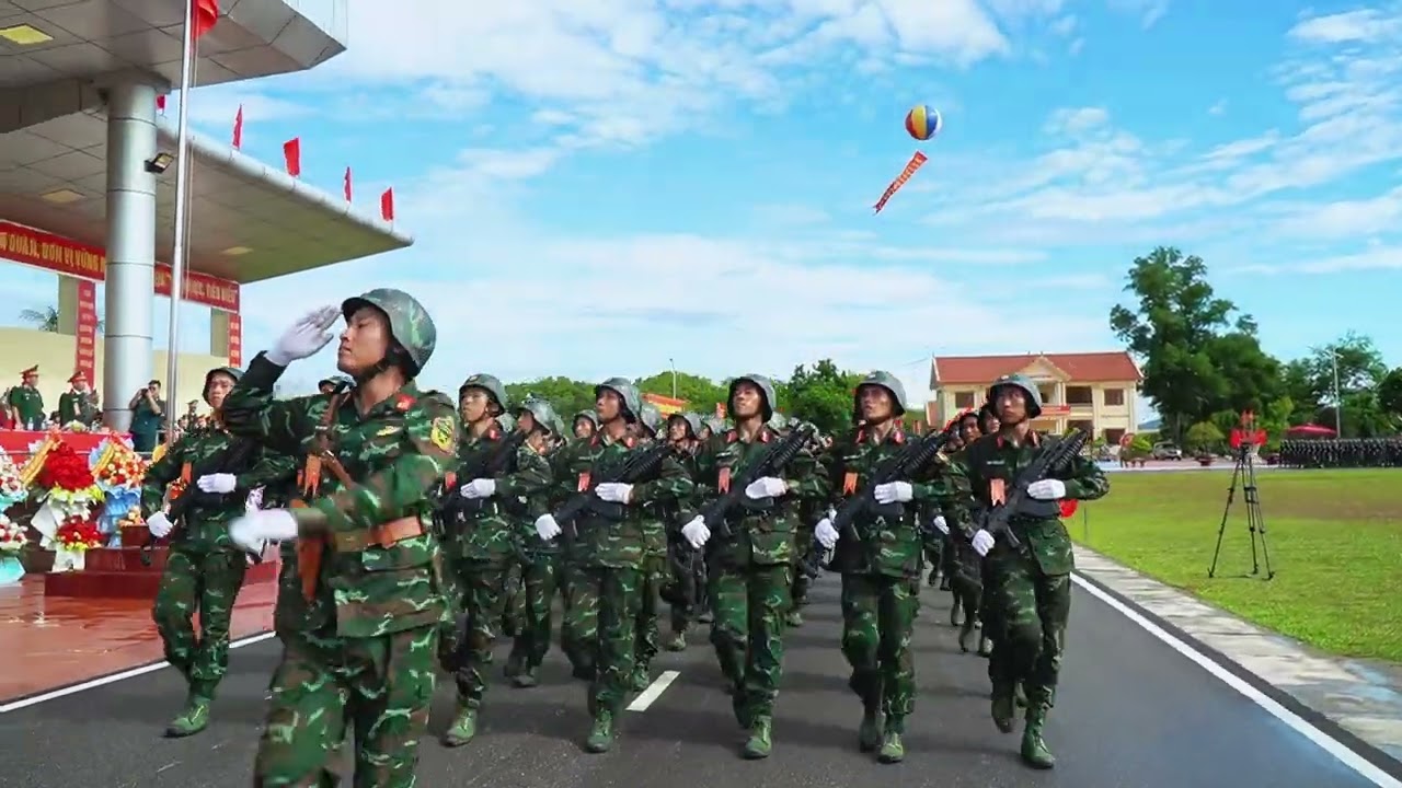 TOÀN CẢNH ĐIỀU LỆNH ĐỘI NGŨ TRUNG ĐOÀN 18