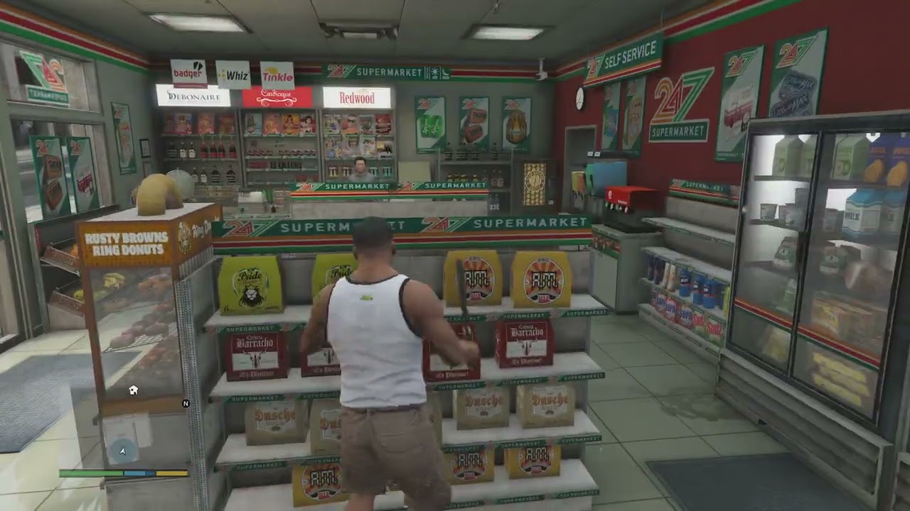 GTA V Franklin smashing stuff in 24/7 supermarket