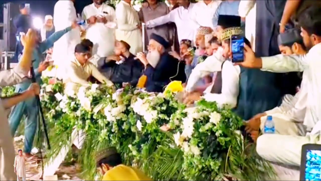 نعت خواں روف اور روفی صاحب لاہور والے نے بہت ہی خوبصورت نعت کا کلام پیش کر سنے اور اگے شیئر کریں