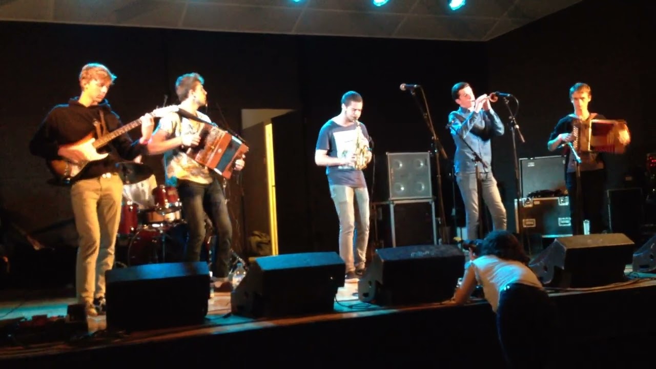 Groupe musque BRETONNE ; DRASK en fest noz