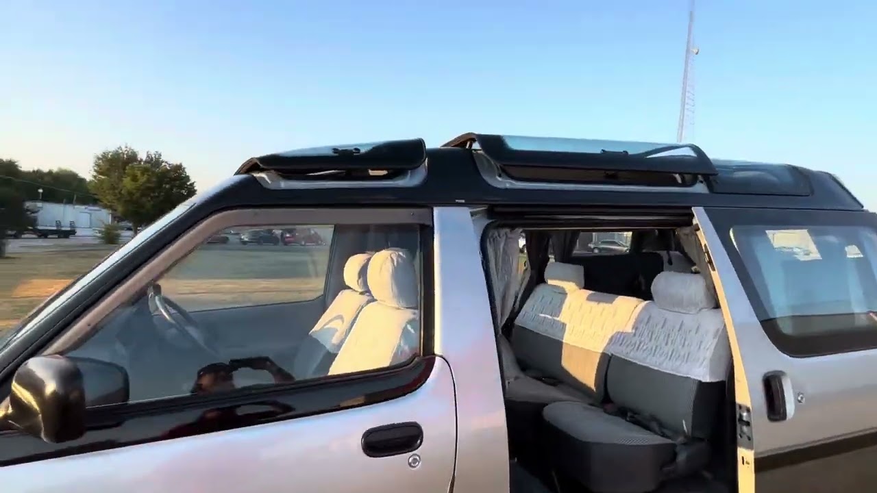 1992 Toyota TownAce Super Extra 4WD Van Walk-around