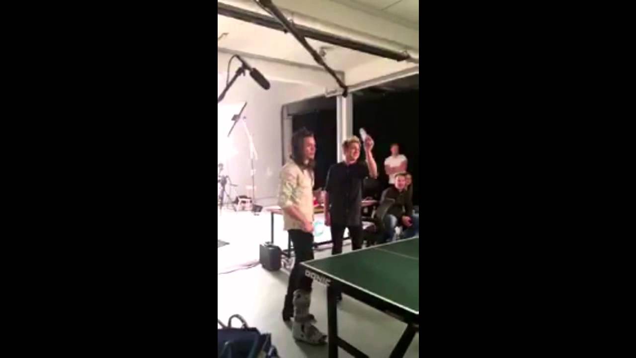 [NEW UPDATE] One Direction play PING PONG during their interview on Spotify [10/13/2015]