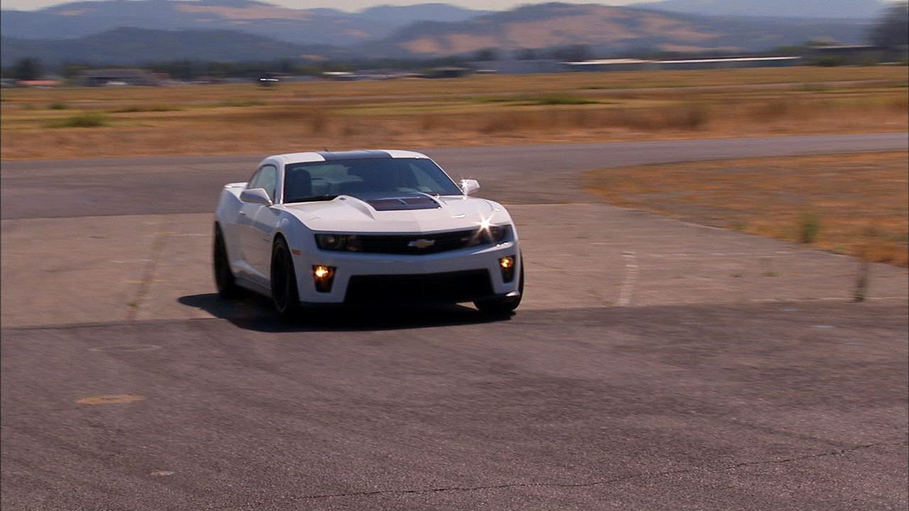 Car Tech - 2012 Chevy Camaro ZL1