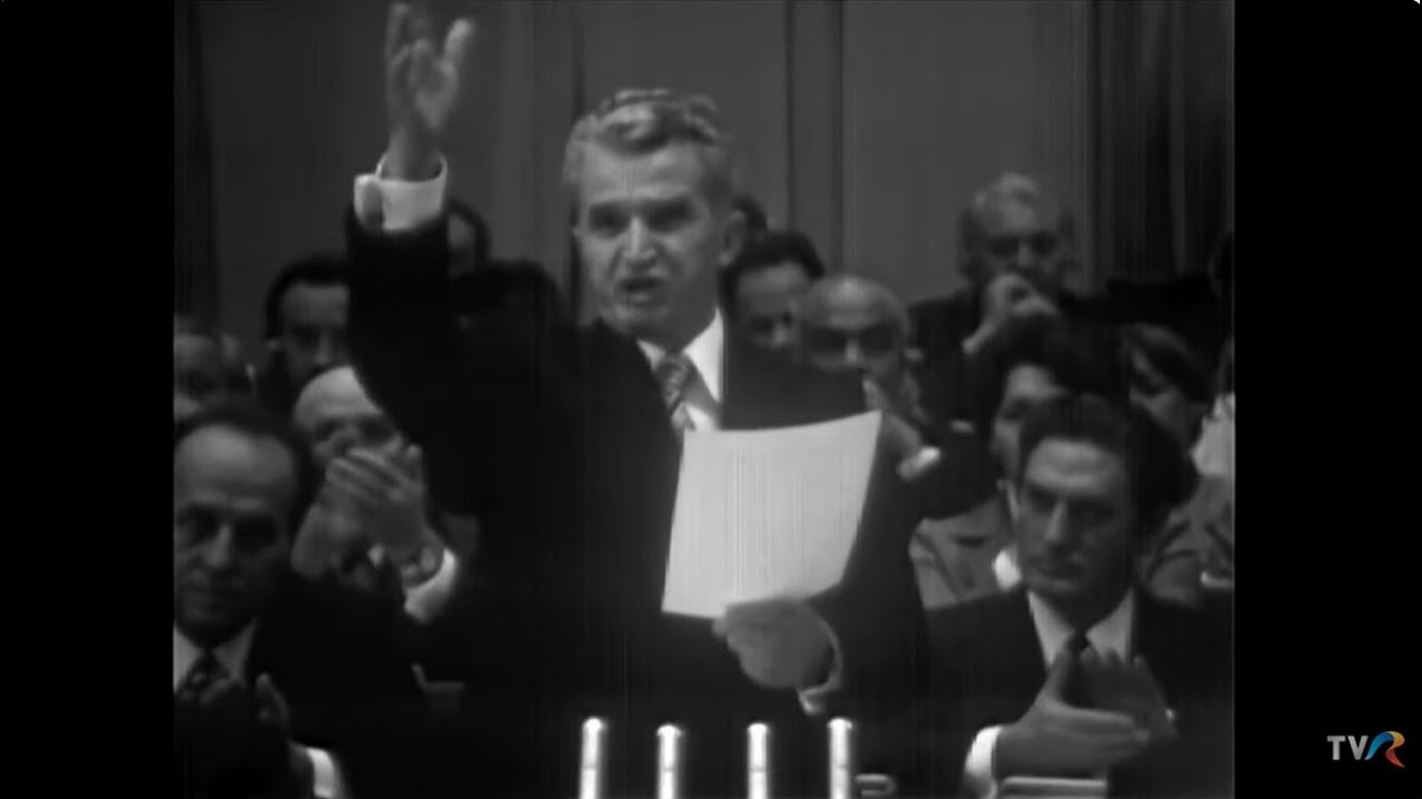 Dosar România: Feţele dictatorului - Imagine, retuș, propagandă (@ TVR1)