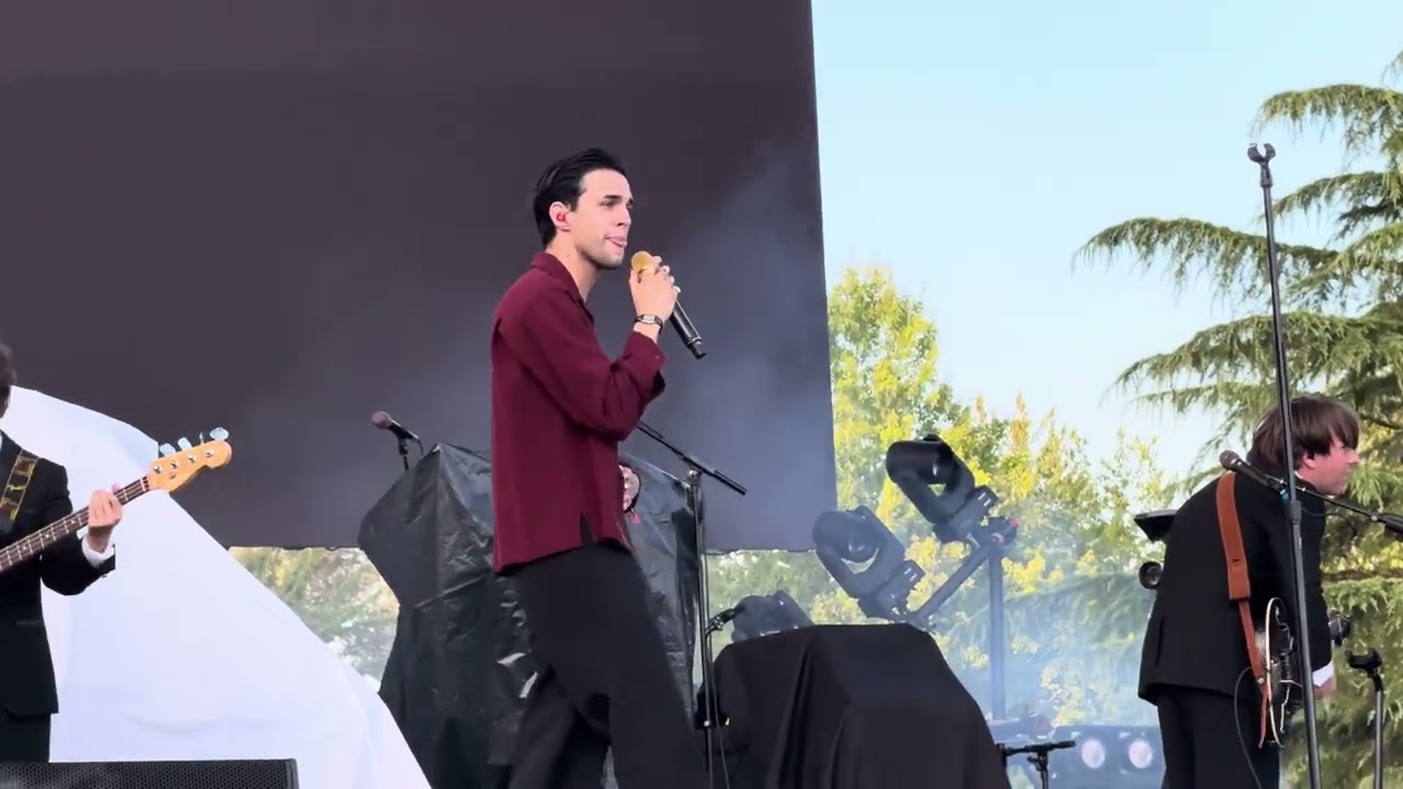 Oh, Pretty Woman (Roy Orbison)  - Stephen Sanchez Live at Remlinger Farms in Carnation 8/11/2024