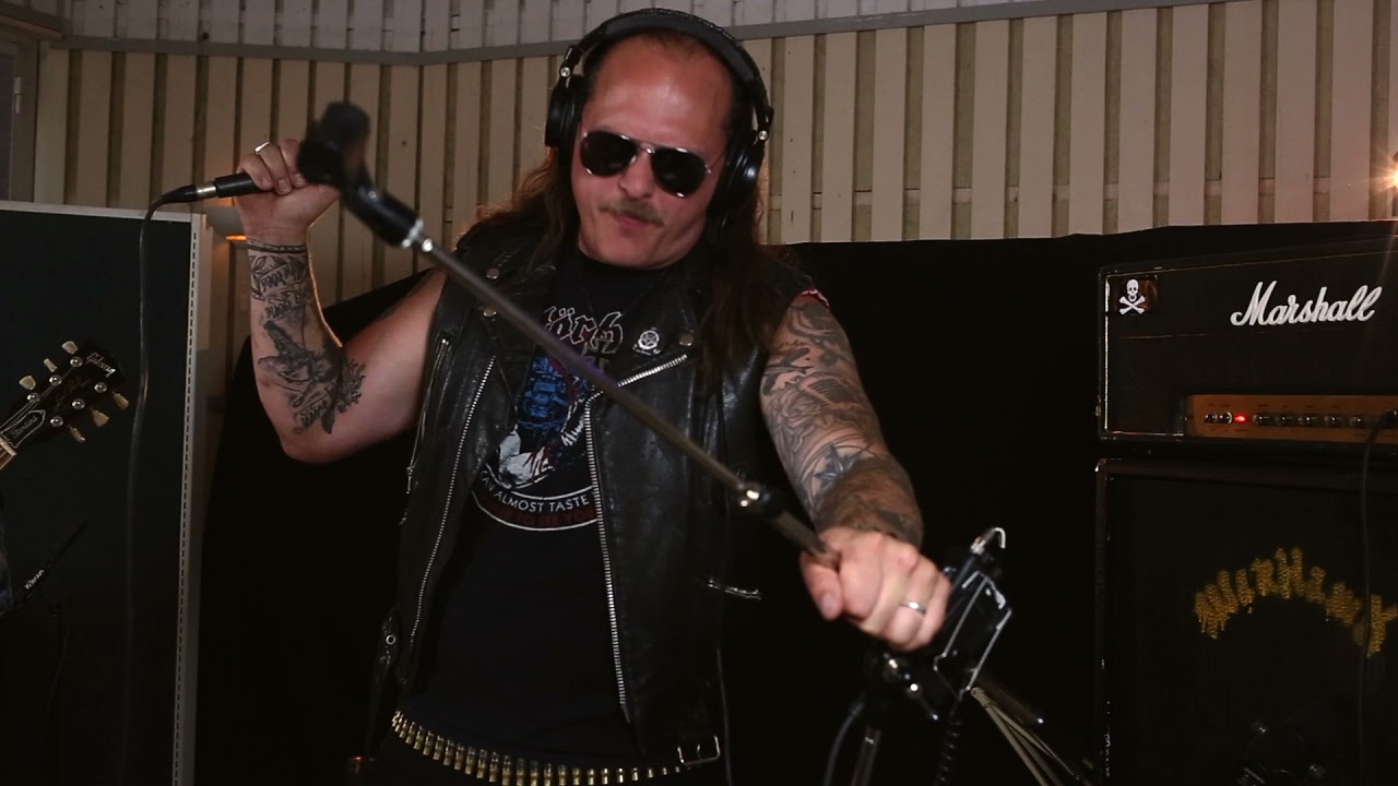 Warhawk live in Studio Berserk