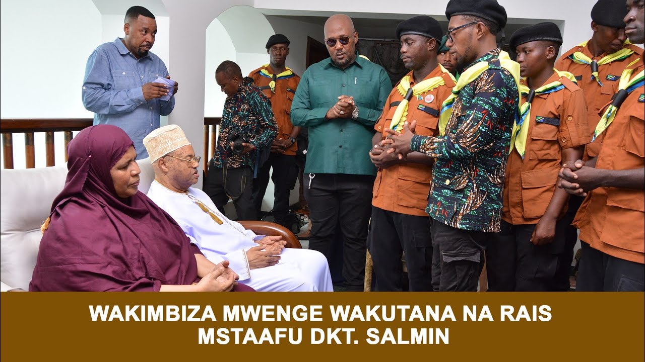 RAIS MSTAFUU WA AWAMU YA TANO DKT SALMIN AUPOKEA MWENGE
