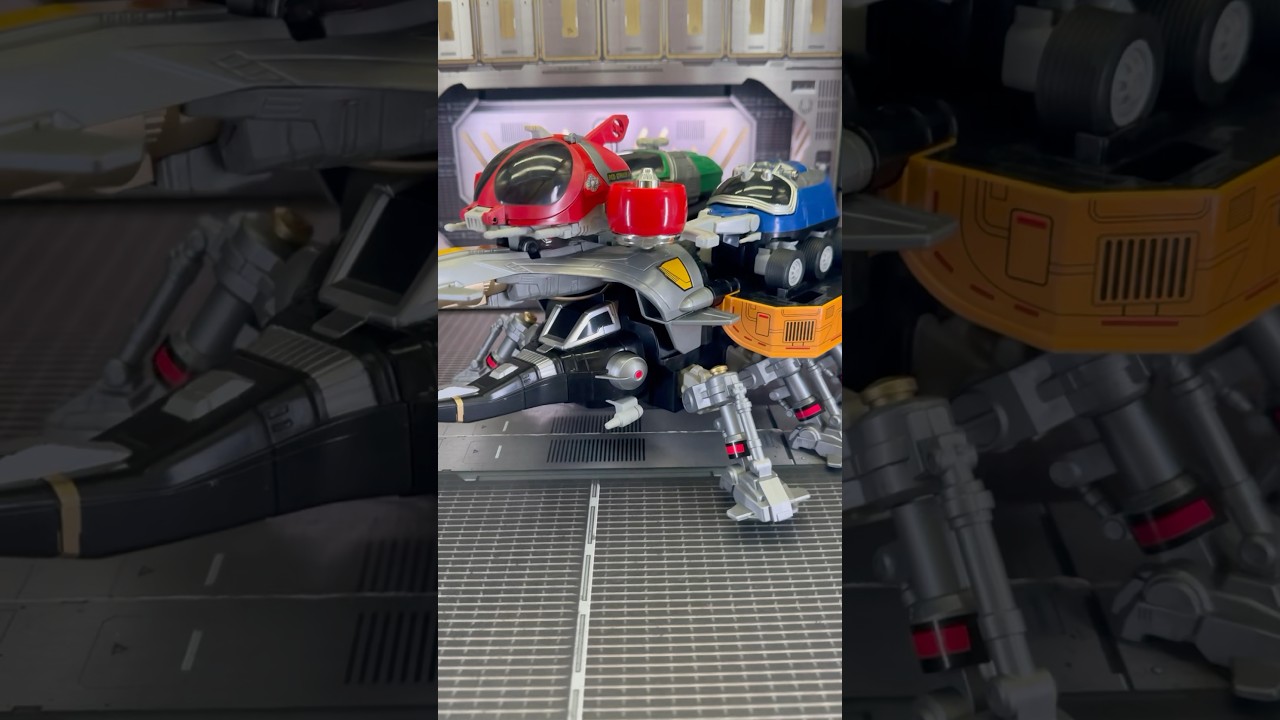 Gargantis the Attack Mobile Carrier Want to see more BeetleBorg Toys?