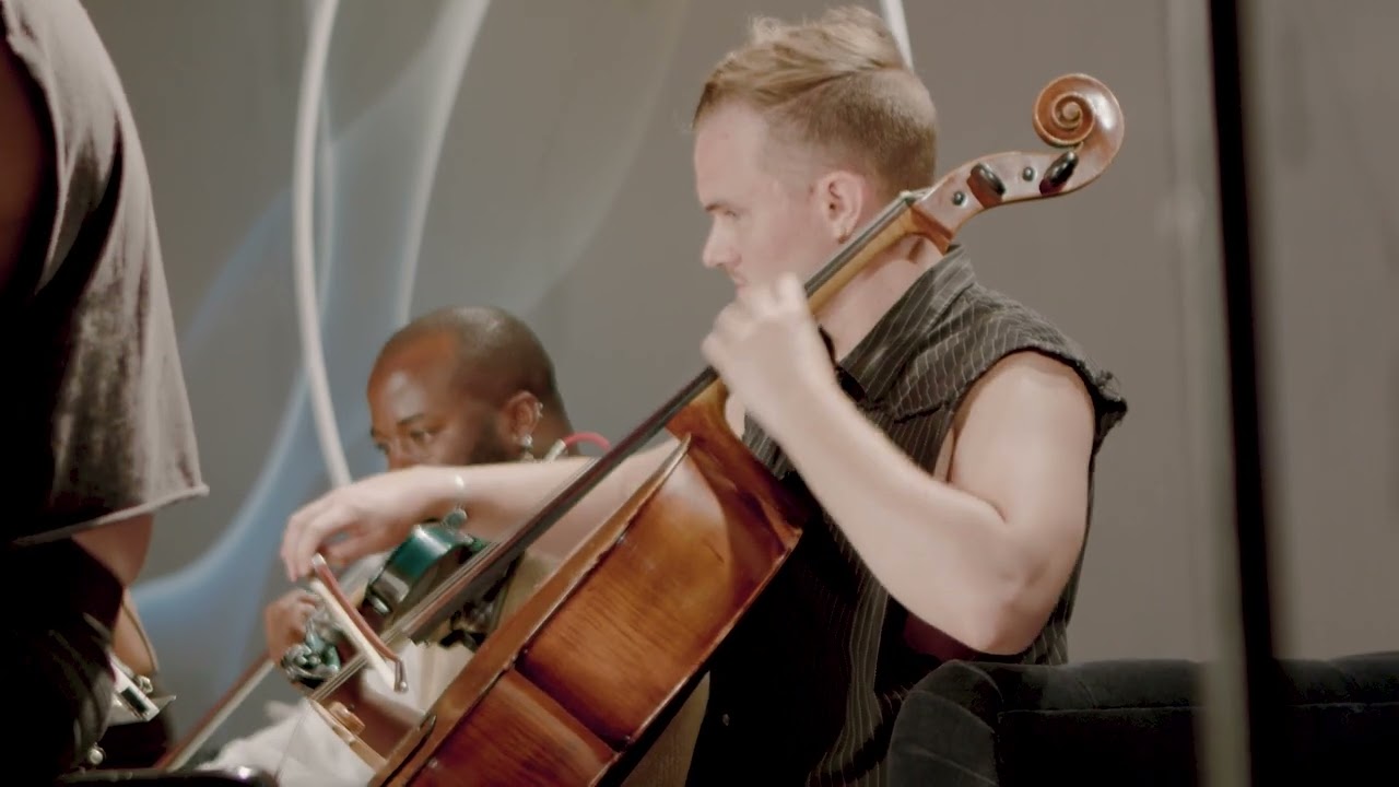 SOFAR x SONY @hayleywarnermusic