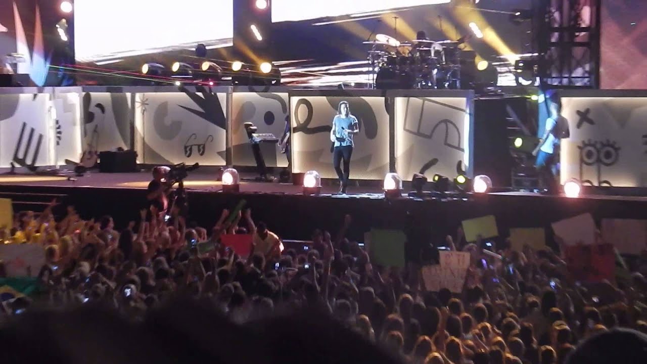 One Direction - Best Song Ever (water fight) - Kansas City