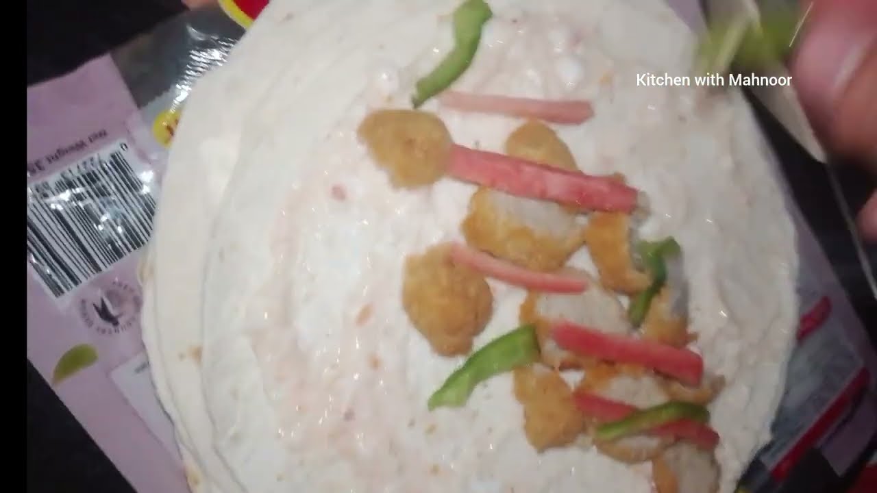 Chicken Nuggets Paratha Roll Recipe I Mahnoor Kitchen (Ramzan Special) 