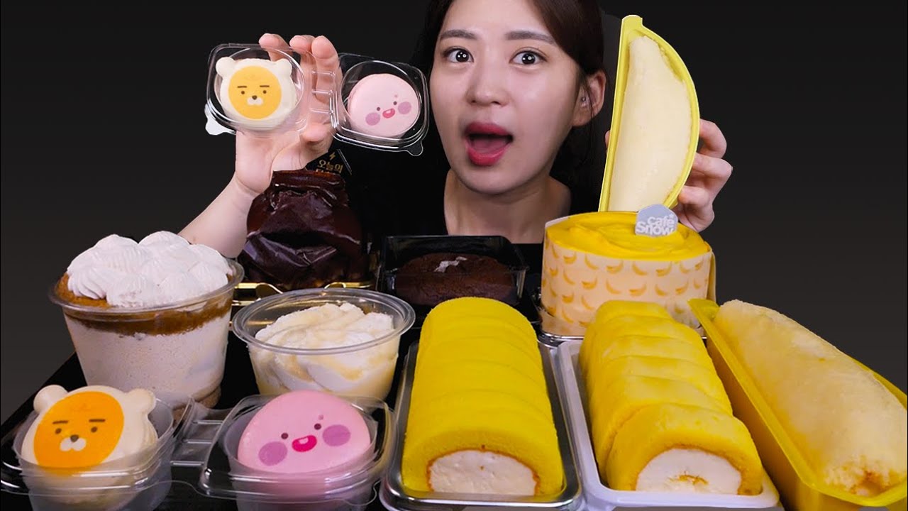 🧁Convenience store food😍먹어도 먹어도 끝이없는 편의점 먹방! [Choco cake, Cheese cake, Macaron, Banana] Mukbang😋