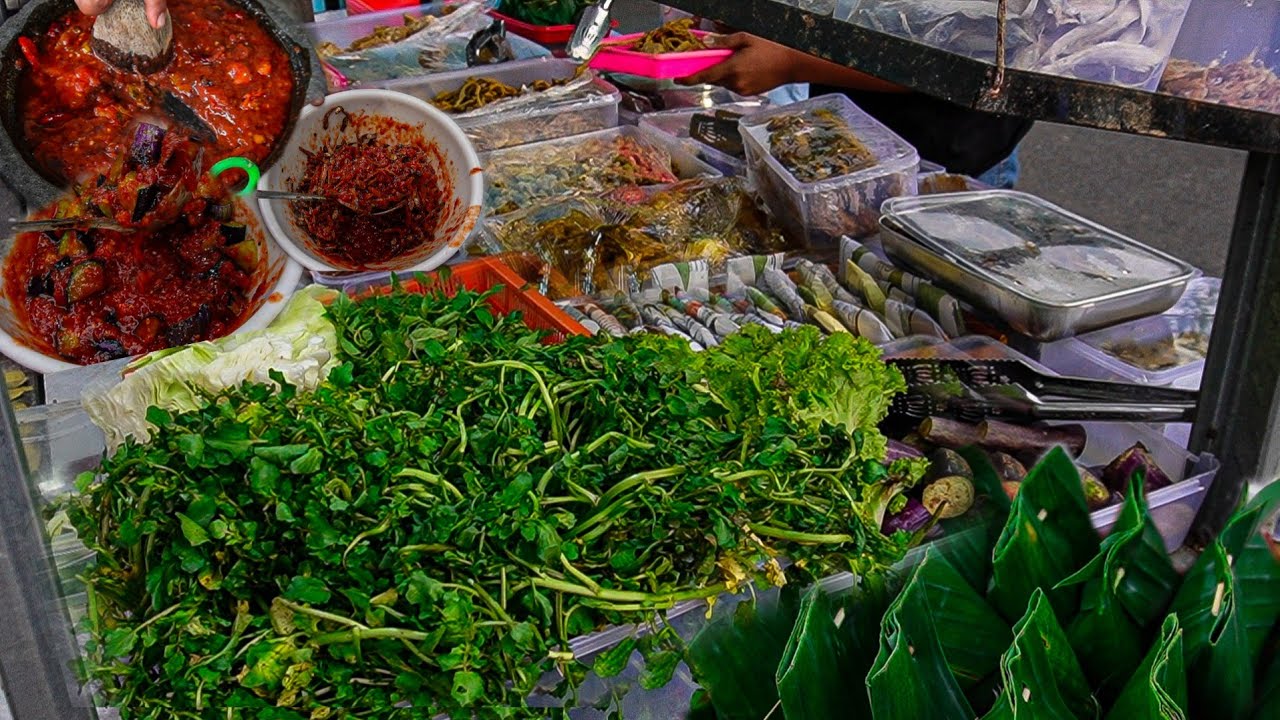 HARGANYA CUMA DIKIRA - KIRA, DISINI ADA 14 MACAM SAMBAL, JUKUT GORENG JUGA ADA