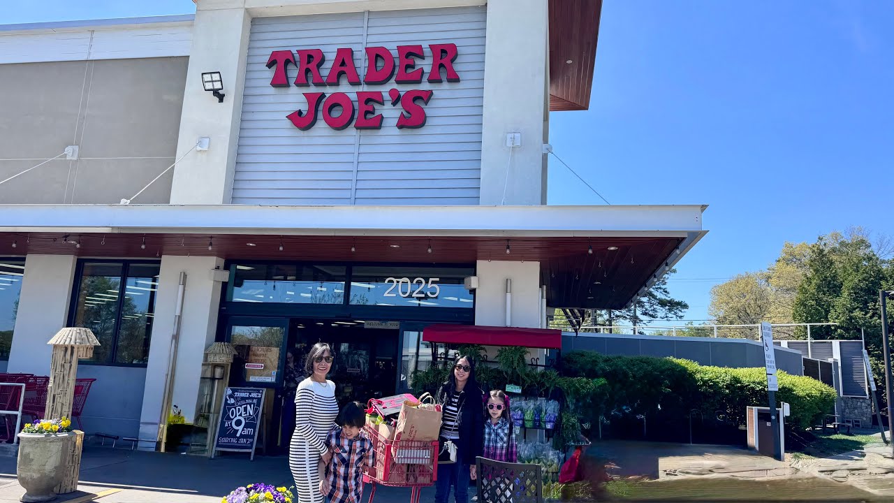 Trader Joe's Bag | Grocery Shopping (First Time) Charlottesville, VA 2026 April 10