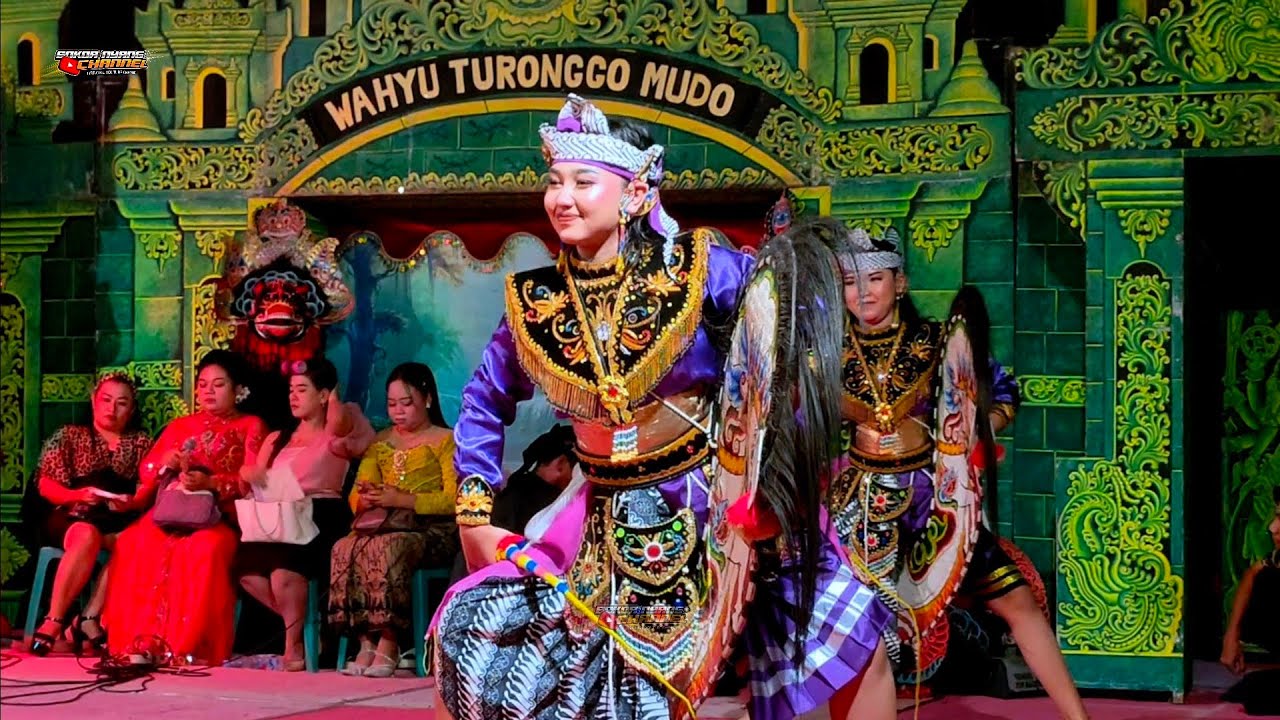 Pesona Cantik Jaranan Senterewe Putri 